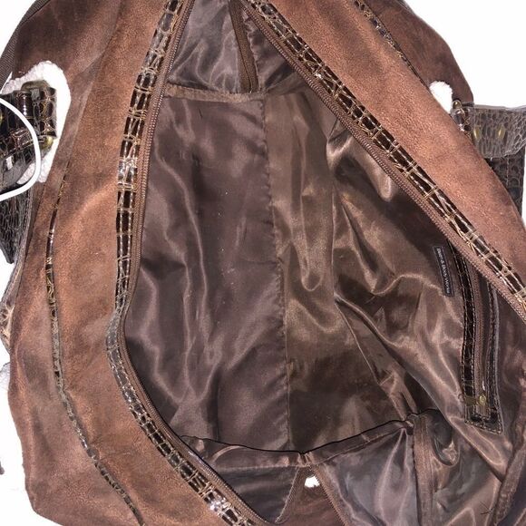 Weekend getaway bag chocolate brown with fur - Picture 3 of 3